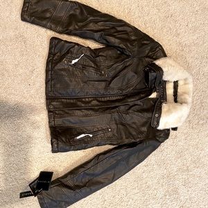 Women’s leather bomber jacket